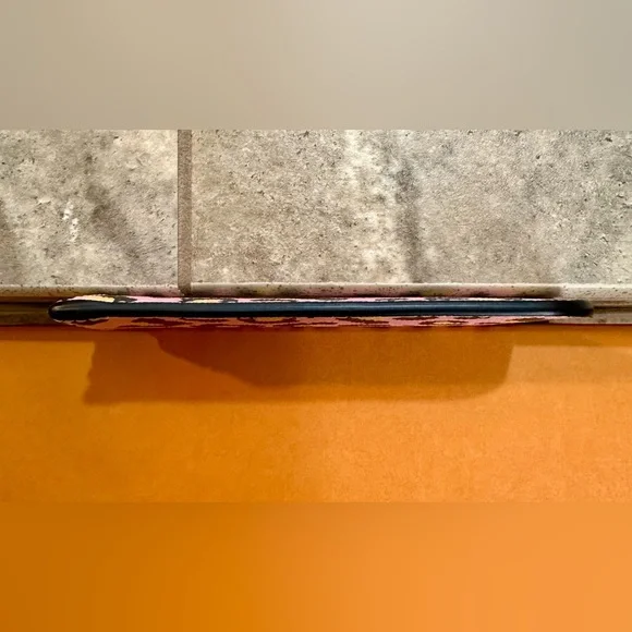 Louis Vuitton WILD AT HEART NEVERFULL WRISTLET POUCH - Picture 12 of 16